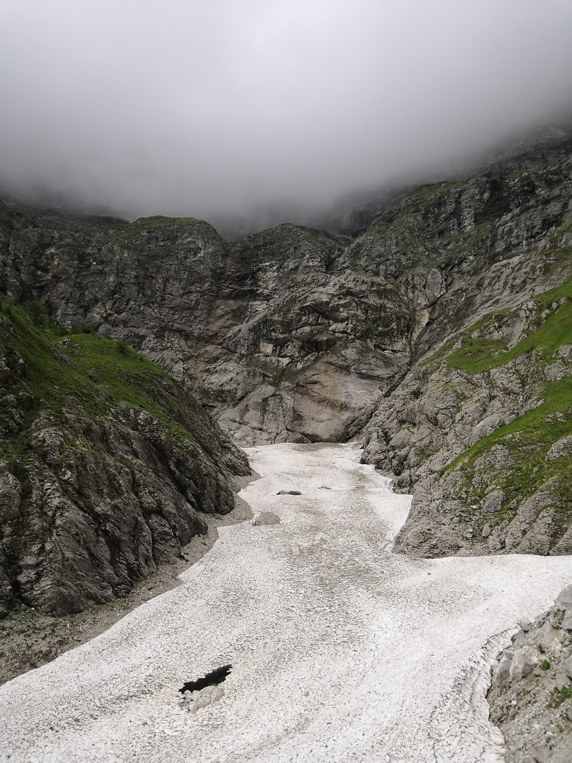 Panoramica Del Luogo Incantato Di Fondo Della Salsa Teramo Abruzzo Nella Valle Del Gran Sasso